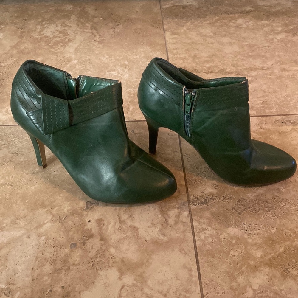 Green DbDk ankle boot